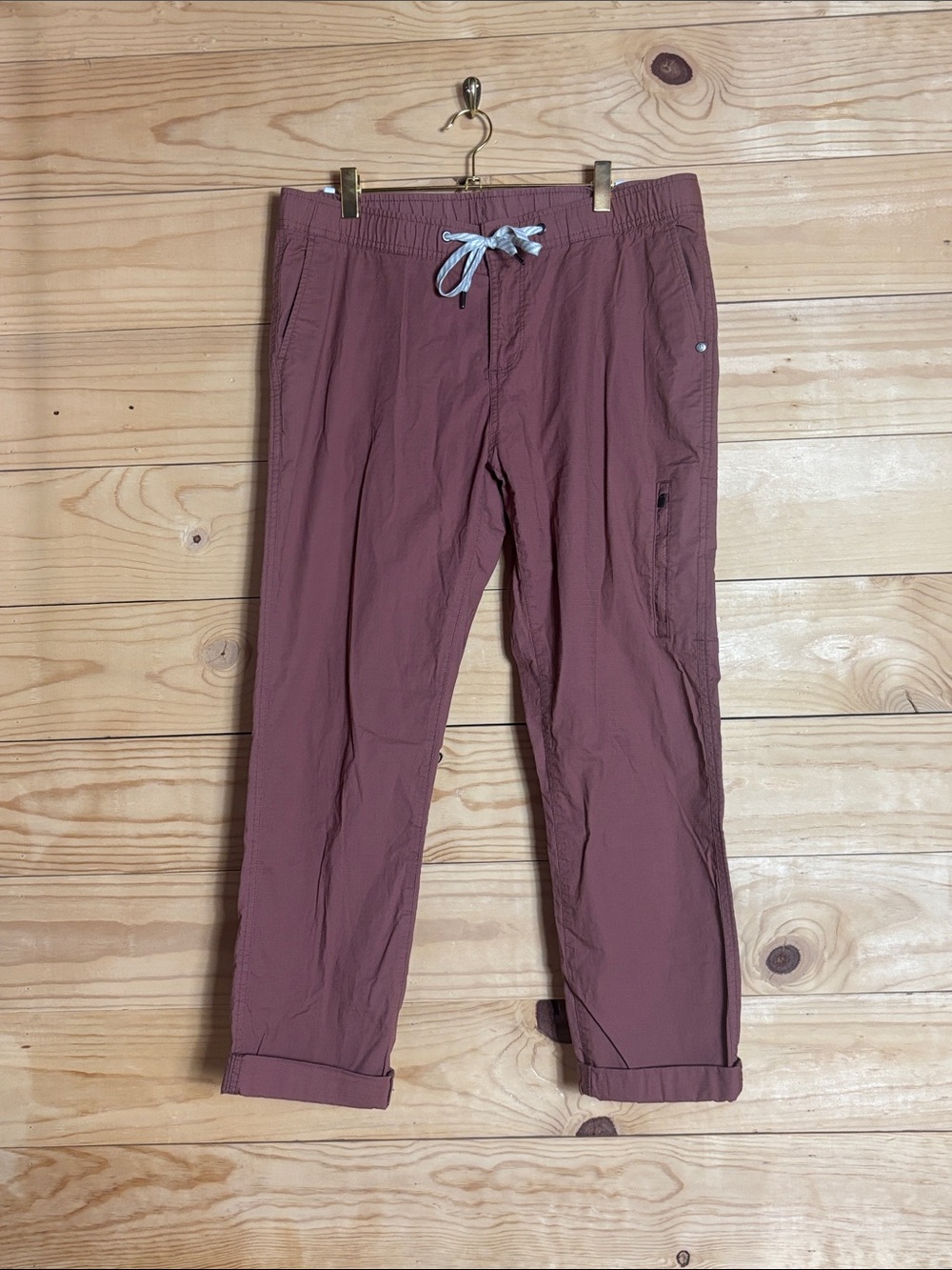Vuori ripstop pants in rust size Large